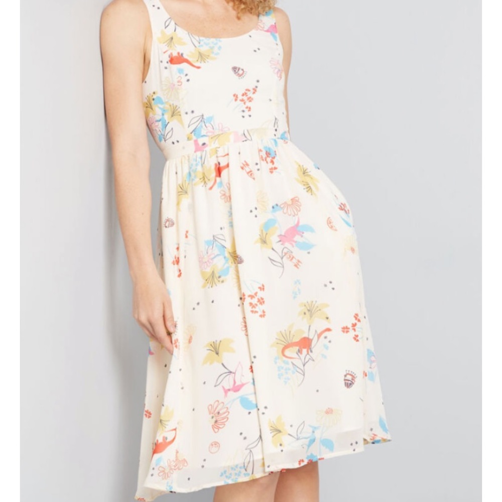 ModCloth Dinosaurs 🦕 Freeing Feeling Midi Dress